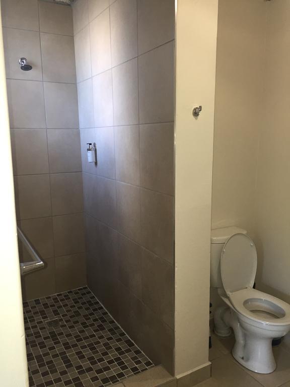 Larkspur Place East London Εξωτερικό φωτογραφία